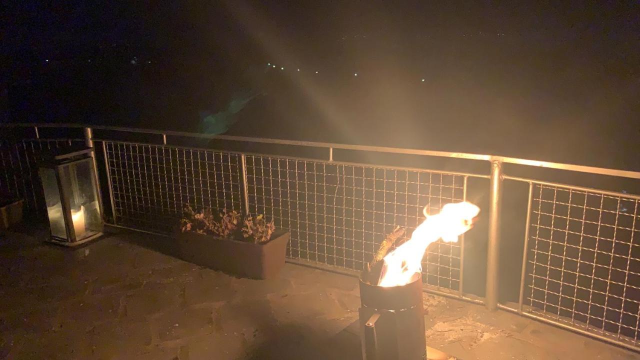 فيلا Panorama Balaton Balatongyörök المظهر الخارجي الصورة